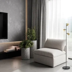 Chique staande lamp mat zwart met gouden spots