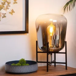 Elegante tafellamp zwart frame met smoke glazen kap