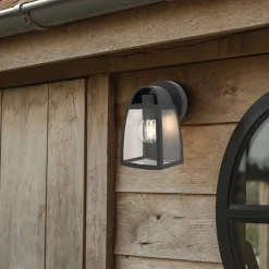 Kleine buitenlamp lantaarn wand mat zwart