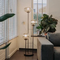 3-Lichts vloerlamp met smoke glazen kappen reliëf