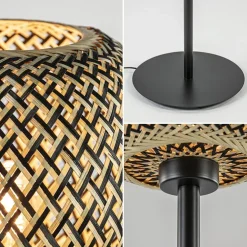 Mat zwarte vloerlamp met bamboe kap