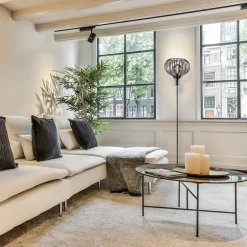 Modern landelijke vloerlamp mat zwart met draadkap