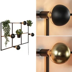 Rechthoekige wandlamp zwart frame met plantenpotten