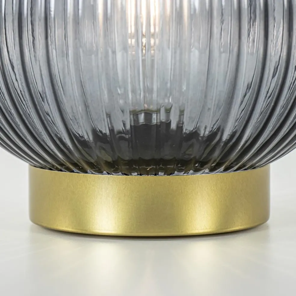 Tafellamp Tajera van Light and Living op batterij grijs/goud