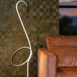 Zwarte vloerlamp flamingo met LED RGB multicolor